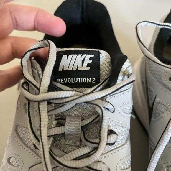 Nike Revolution 2 Men's Running Sneakers Shoes - Picture 5 of 8